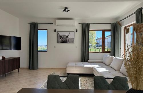 Kostenets House | Villa Vista