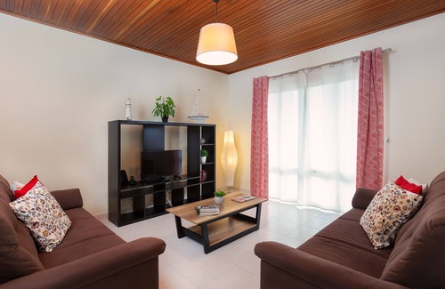 Monte House | Villa Vista Mar - Holiday Home