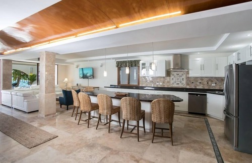 Simpson Bay Villa | Villa Vittoria | Beach Front - Located in Exquisite Simpson Bay with Private Pool