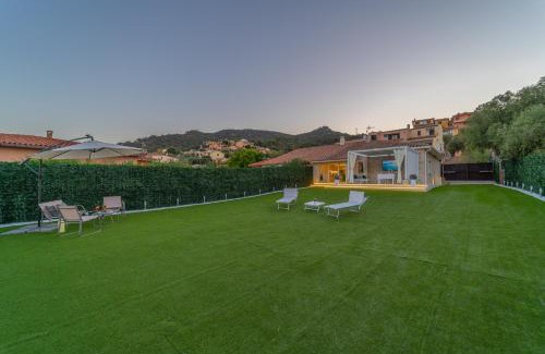 San Teodoro House | Villa Vittorio