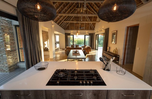 Hoedspruit Villa | Villa Vlerke