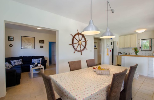 Maslinica Villa | Villa Voga - Spacious Property - Seaview, Private Pool, Mediterranien Garden
