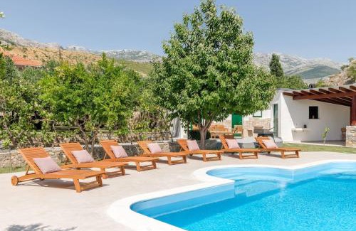 Zrnovnica Villa | Villa Volga