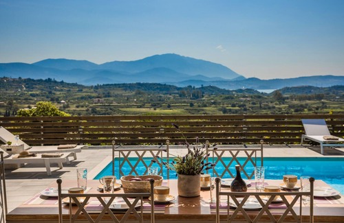 Mantzavinata Villa | Villa Voltera Lixouri Kefalonia