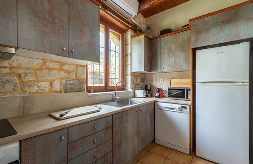 Apokoronas Villa | Villa Vrisses - Villa Rental on the Island of Crete