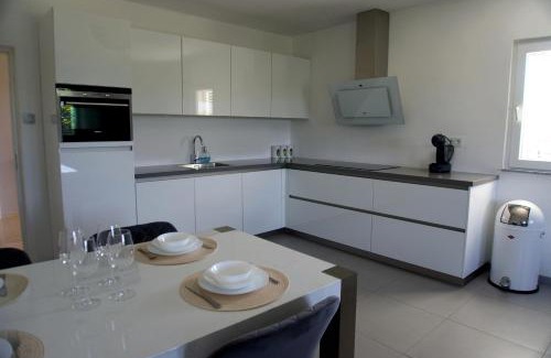 Benkovac House | Villa Vuletic