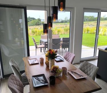 Darscheid Villa | VILLA VULKANEIFEL -modern -familienfreundlich -Terrasse -Doppelgarage -ruhiger Lage