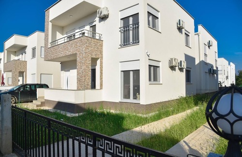 Bregvija Villa | Villa w Garden, Balcony 8 min to Ulcinj Long Beach
