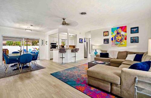Pembroke Pines House | Villa W Poolside Suite & Outdoor Movie