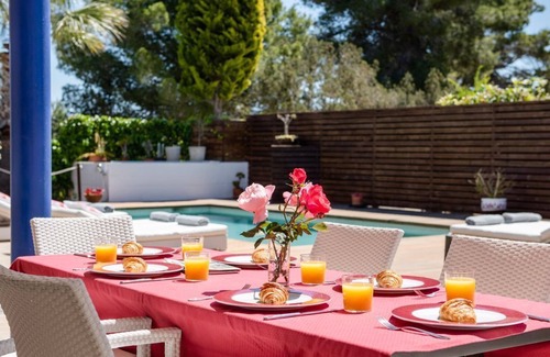 San Antonio Bay Villa | Villa, Walk to the beach & salt water pool