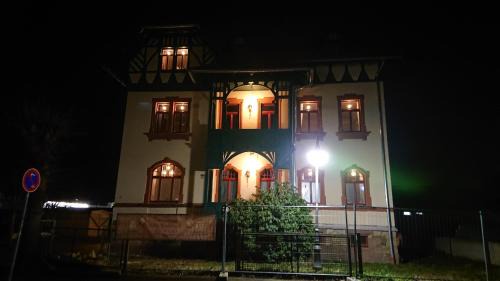 Floha Apartment | Villa Weißbach - Haus Hilda