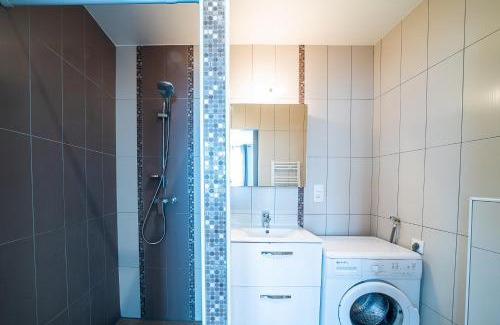 Mediterranee Apartment | Villa Welcom 1 - appt climatisé proche de la plage