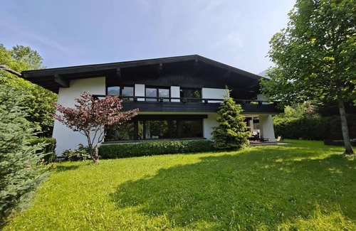 Bludenz House | Villa Werdenberg - Holiday home, shower and bathtub, 4 or more bedrooms
