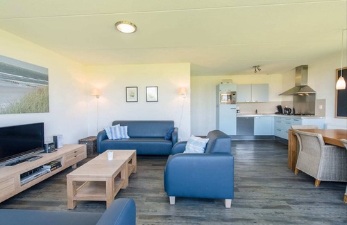 Hollum Villa | Villa with 2 bathrooms near the beach