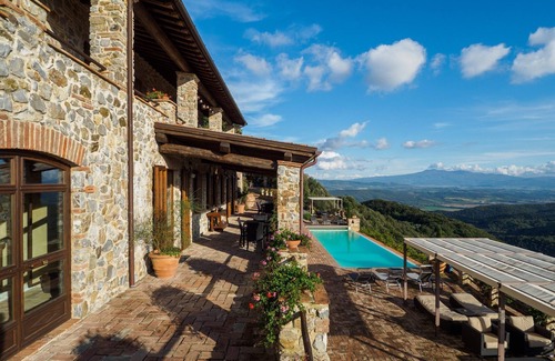 Civitella Paganico Villa | Villa with 20 beds divided into 5 apartments