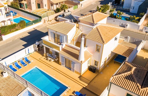 Gale Villa | Villa with 3 Bedrooms and private Pool in Galé Beach
