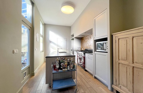 Ronse Villa | Villa with a stove and a hot tub in the Ardennes