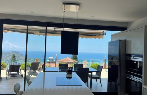 Alanya House | Villa with a View and Pool