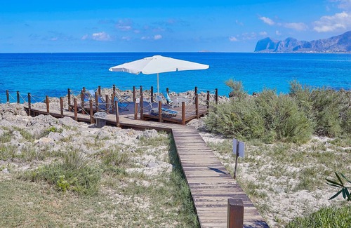 Carini Villa | Villa with direct sea access near Palermo