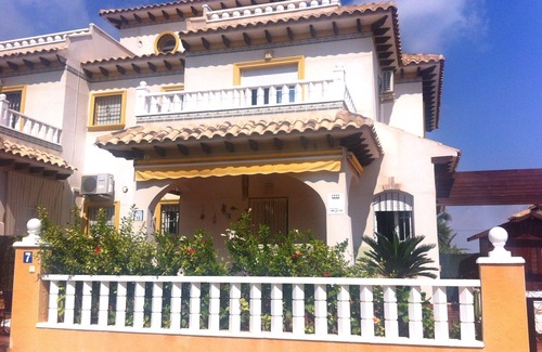 La Marina House | Villa with pool 7 minutes from the beach walking. WIFI + Air Conditioning