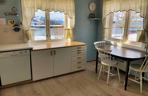 Bjarkoy Municipality House | Villa with fantastic view located in Skrolsvik Harbor