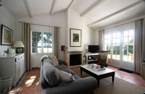 Vasles Villa | Villa with garden near beautiful golf course