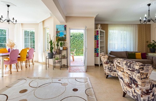 Bayramoglu Mahallesi Villa | Villa with Garden Surrounded by Nature in Sapanca