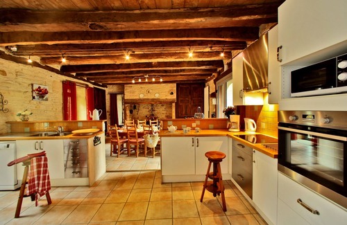 La Chapelle-Aubareil House | Villa with heated swimming pool in Dordogne near Lascaux cave and Sarlat