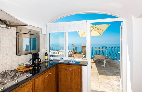 Nocelle Villa | Villa with heated Jacuzzi and garden