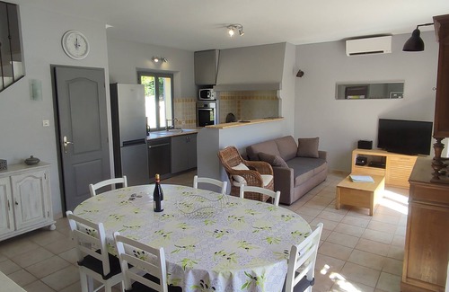Merindol Villa | Villa with heated pool and private Jacuzzi in the heart of Luberon - Provence