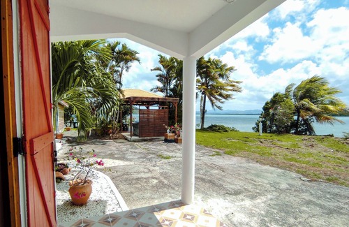 Tartane Villa | Villa with jacuzzi located on a private peninsula.