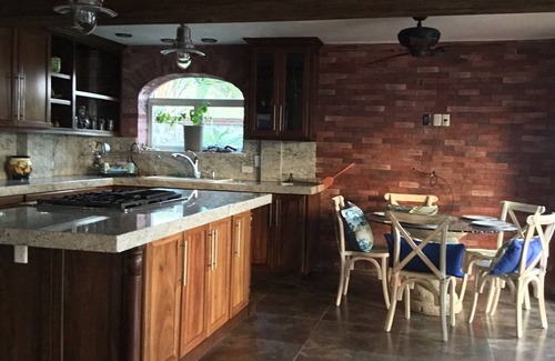 San Juan Cosala Villa | Villa with lake and mountain view