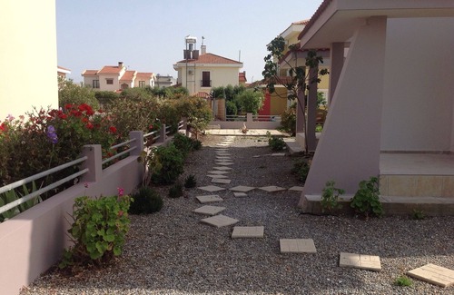 Yeni Bogazici Villa | Villa with Large Pool