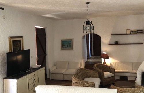 Matta 'e Peru Villa | Villa with large garden 80 mt beach