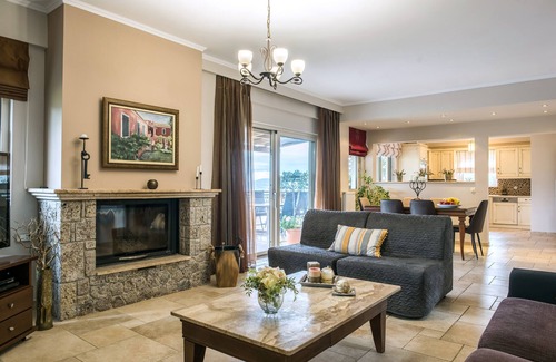Kato Korakiana Villa | Villa with magnificent view
