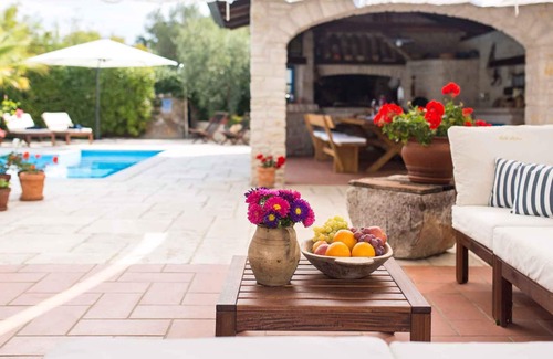 Sabljici House | Villa with outdoor pool and air conditioning