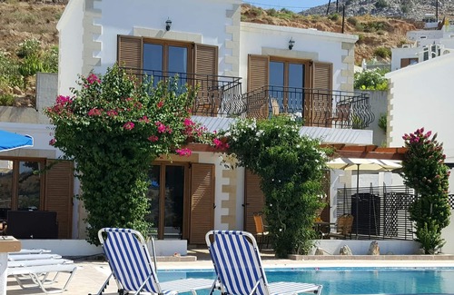 Vlicha Villa | Villa with own pool, beautiful sea views, 2 minutes walk to beach