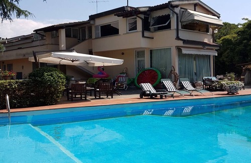 Oltrarno House | Villa with pool 2 steps from the center of Florence