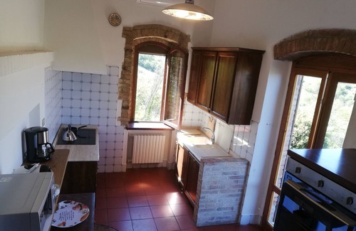 San Gimignano Villa | Villa with pool, 4 rooms en suite, WiFi A/C, walking distance from San Gimignano