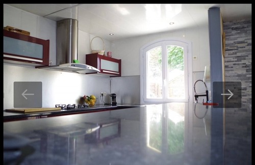 Coutras Villa | Villa with pool and spa