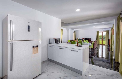 Karojba Villa | Villa with pool and WIFI