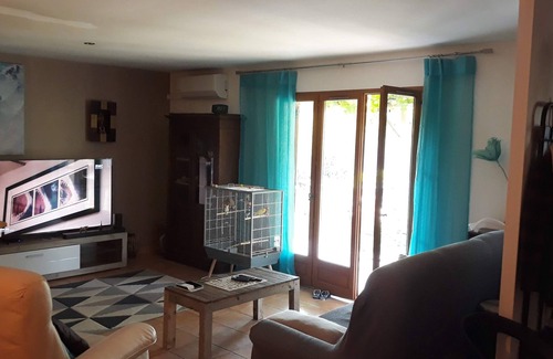Comps Villa | Villa with pool, conveniently located between Arles Nimes and Avignion