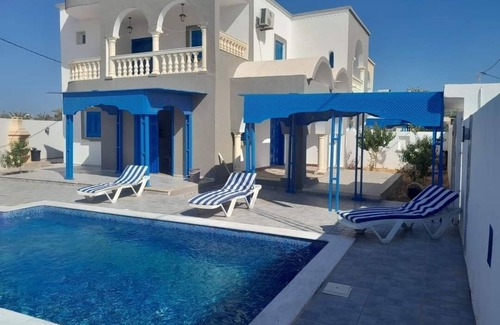 Aghir Villa | Villa with pool djerba