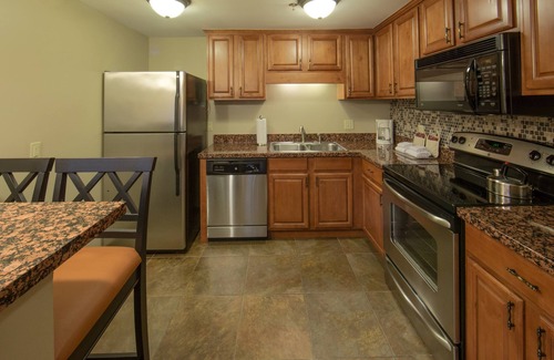 Brownsville Villa | Villa with Pool + Fitness Center Access