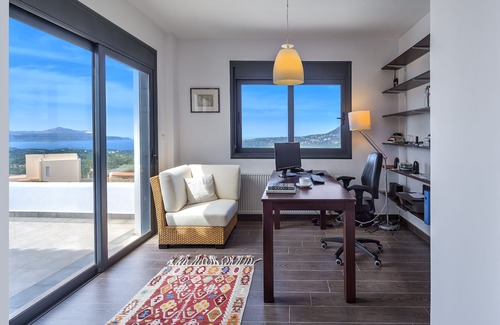 Vamos Villa | Villa with pool for up to 8 persons. Excellent Sea and Mountain Views