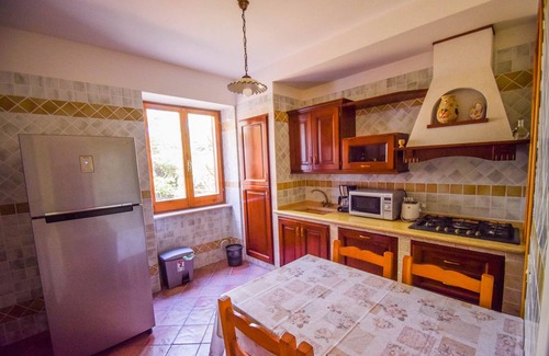Avigliano Umbrio Villa | Villa with private pool, air conditioning at 1km from shops and restaurants