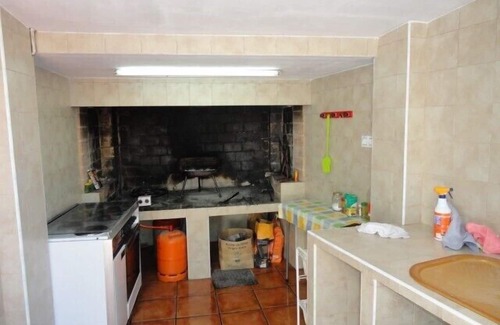 Gilet Ski Chalet | Villa with private pool, pool table, barbecue, 5 m to the beach, mountain views.