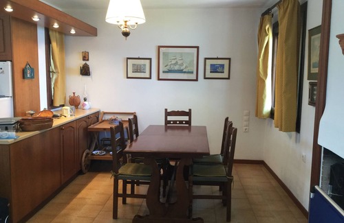Agios Emilianos Villa | Villa with private beach viewing Spetses