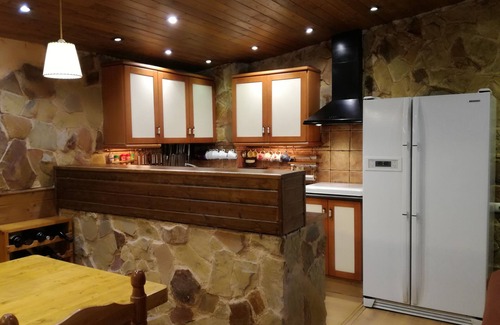 Biar Ski Chalet | Villa with private garden and pool, air conditioning, heating and fireplace