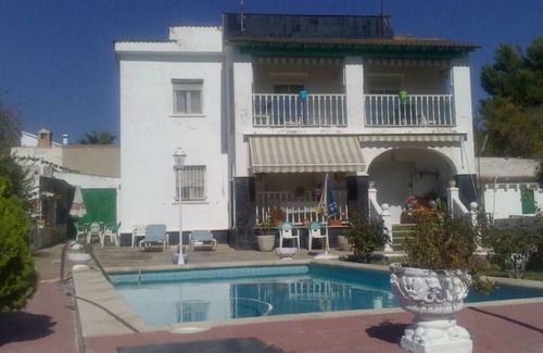 El Catllar Ski Chalet | VILLA WITH PRIVATE POOL, A 7 MINUTES FROM THE BEACH AND ONLY 15 KMS OF PORT AVENTURA, -